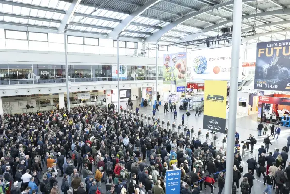 Bauma 2025 در مونیخ آلمان آغاز شد | Quangong Machinery Co., Ltd. - تجهیزات تمام اتوماتیک Zenith ZN2000-2 ارتفاع جدیدی از تولید هوشمند را نشان می دهد.