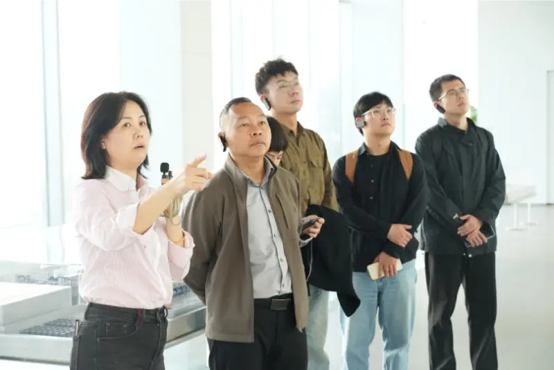 دانشگاه و شرکت دست به دست هم می دهند تا سفری جدید را آغاز کنند، نوآوری برای آینده ای سبز