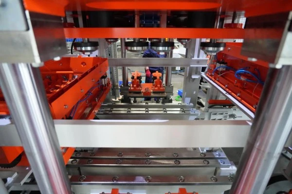 Grass Paver Permeable Molding Machine